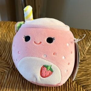 Squishmallows Snell the Strawberry Smoothie 5” Scented Mystery Brunch Squad